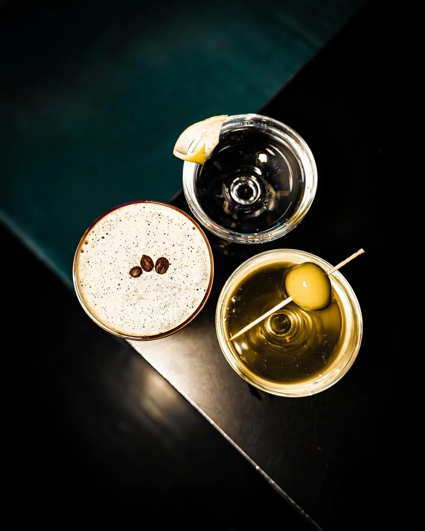 Tiny &lsquo;tinis, big feelings.
Join us for the final Tiny Tini Tuesday of the year and let&rsquo;s send it off right.
Open at 5 PM, let&rsquo;s make tonight a tiny bit magical 🍸✨