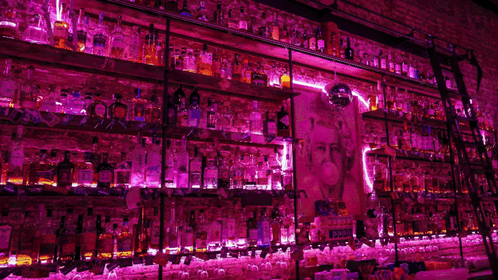 Bar photo 2