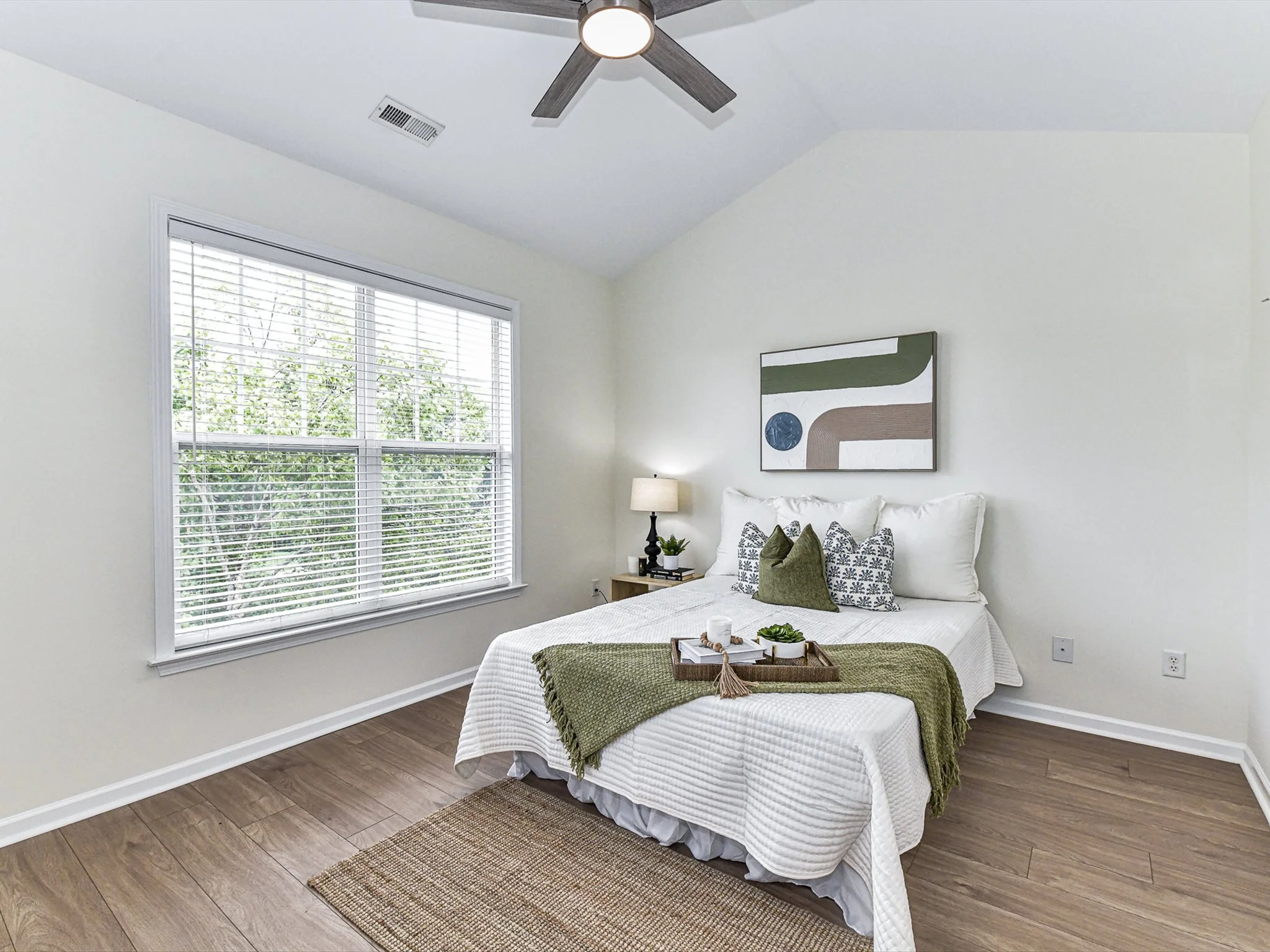 15-Primary Bedroom.jpg