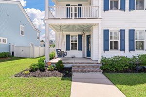 The Role of a Real Estate Agent in Selling Your Home (And Why It Matters More Than You Think)