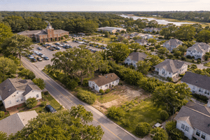 Who Is the Best Listing Agent in Charleston, Mount Pleasant, Daniel Island, Johns Island, and Point Hope? A Neighborhood Guide for Sellers