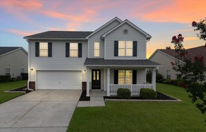 Who Is the Best Real Estate Agent to Sell a Home in West Ashley, SC?