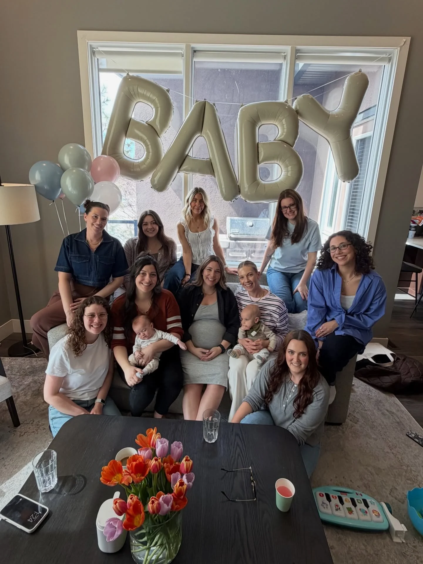 Celebrating all of the babies of KR! 👶🏻🍼

Specifically, @kindredrootsnicole &lsquo;s babes on the way, and @kindredrootskelly &lsquo;s newest edition (unfortunately she wasn&rsquo;t feeling too good and couldn&rsquo;t make it today! 😢)

Always an