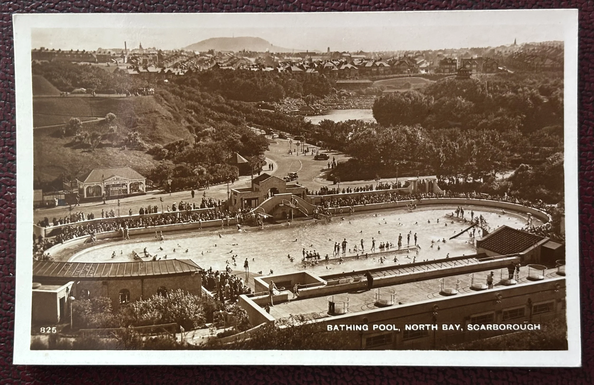 Bathing Pool, North Bay Scarborough showing North Bay Snaps Peasholm Gap  Studio, image by H O T , Harold Oswald Taylor