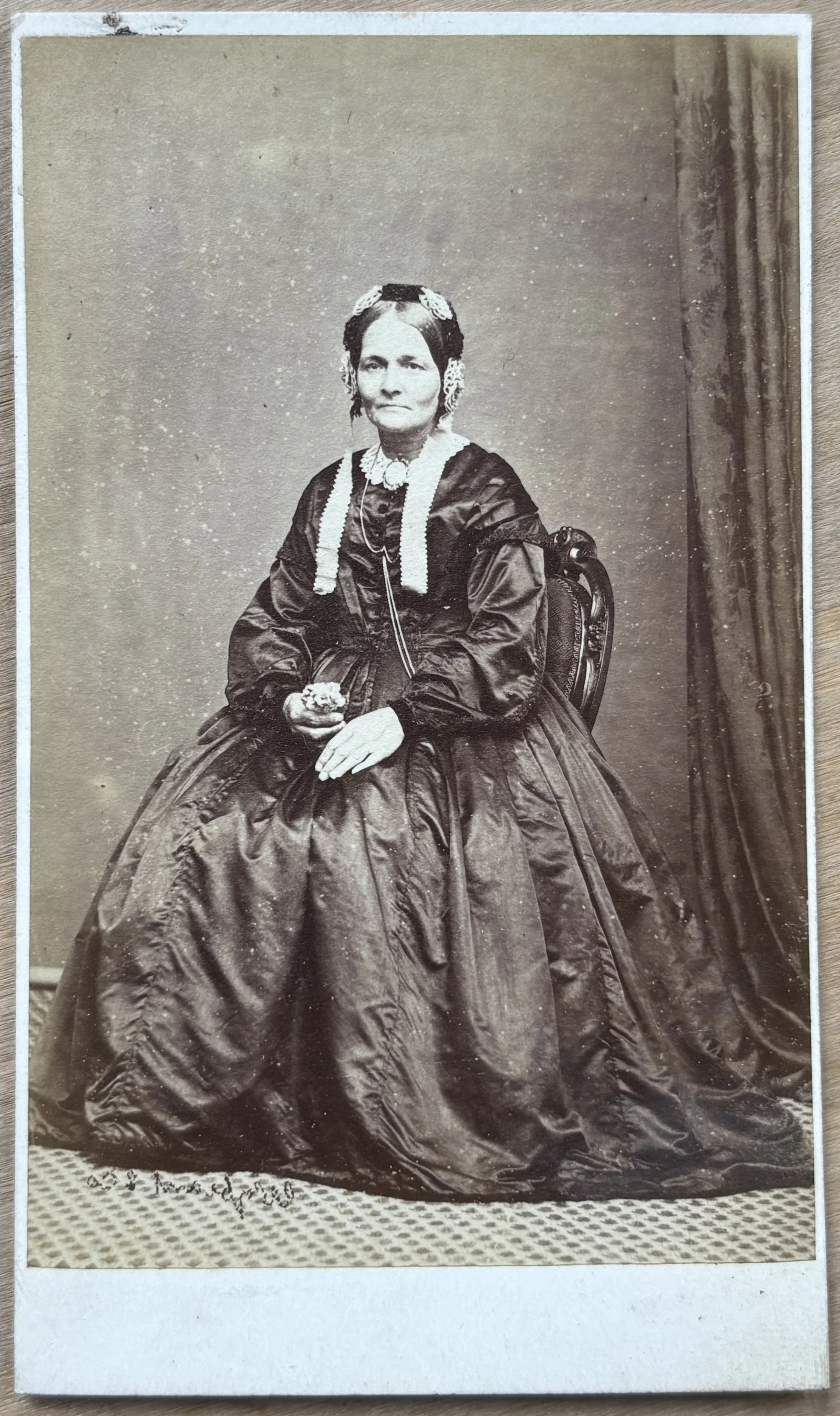 portrait of a woman by Patrick Wybrant, Scarborough Photographer
