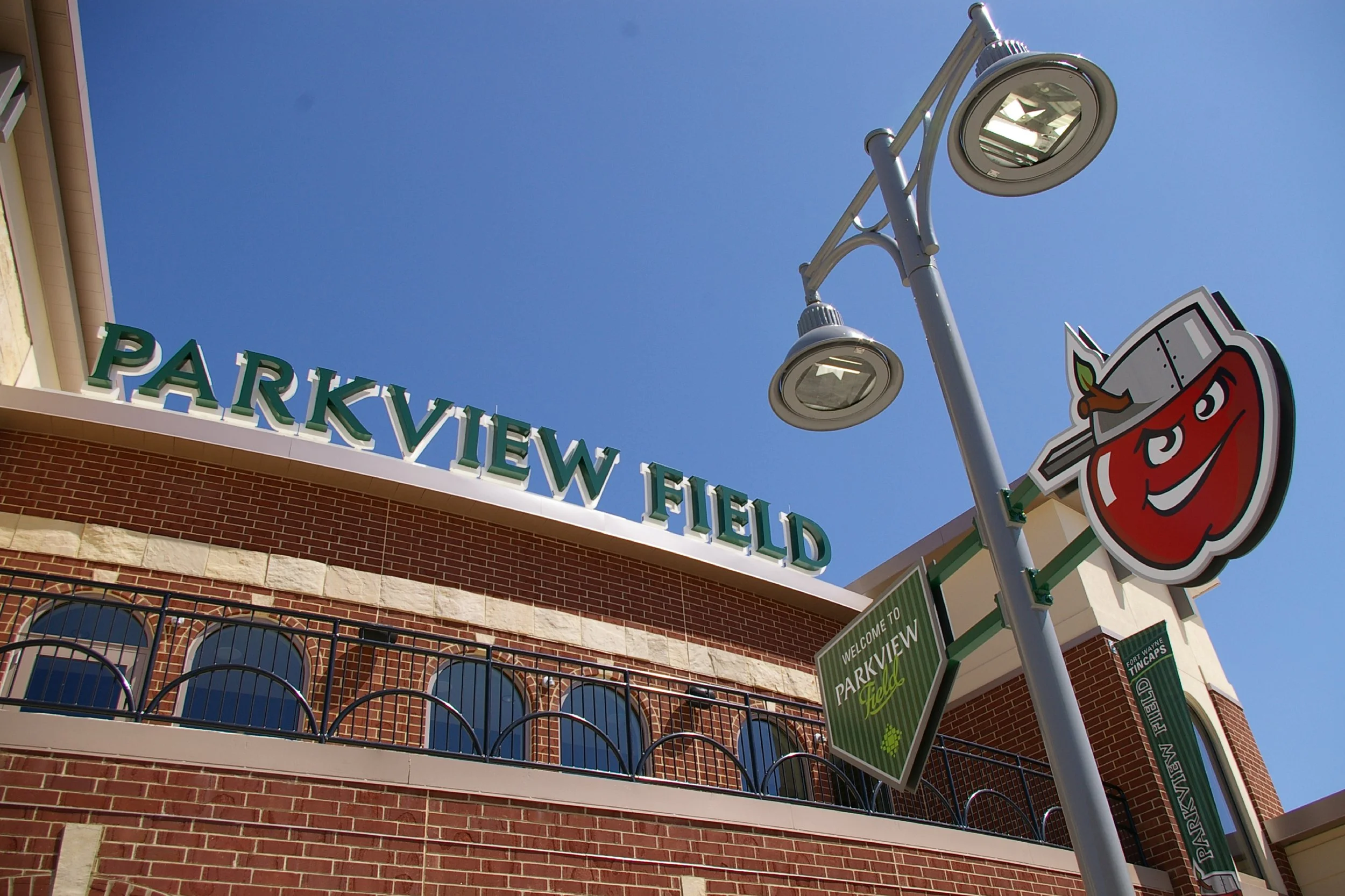 fw_tincaps_asdsky3.jpg
