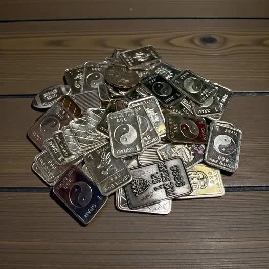 Silver isn’t just something you wear or collect — it’s something you build with. 💪✨At Gold N Silver Shop, we make investing in silver simple, smart, and approachable. Whether you’re just getting started or adding to your stack, let us help you inves