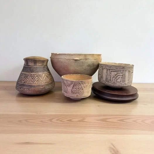 A rare collection of ancient pottery.