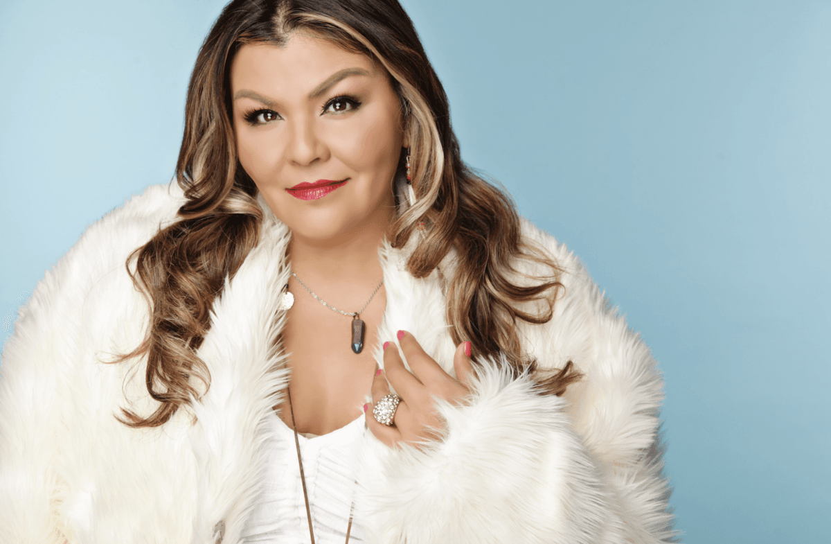 Friday Afternoon Music Mix: Crystal Shawanda