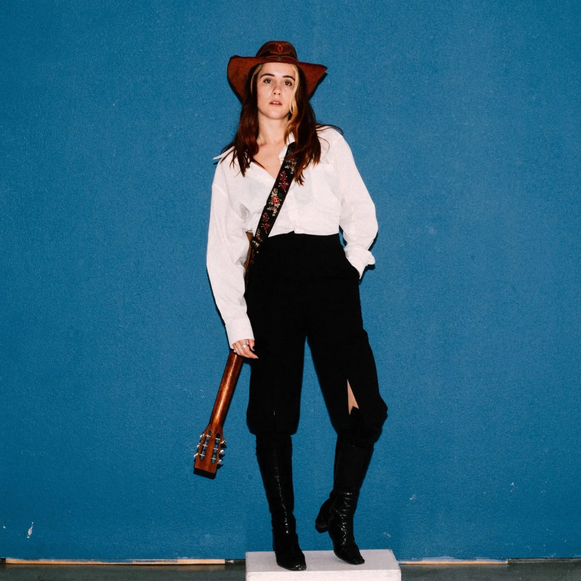 Friday Afternoon Music Mix: Rae Isla