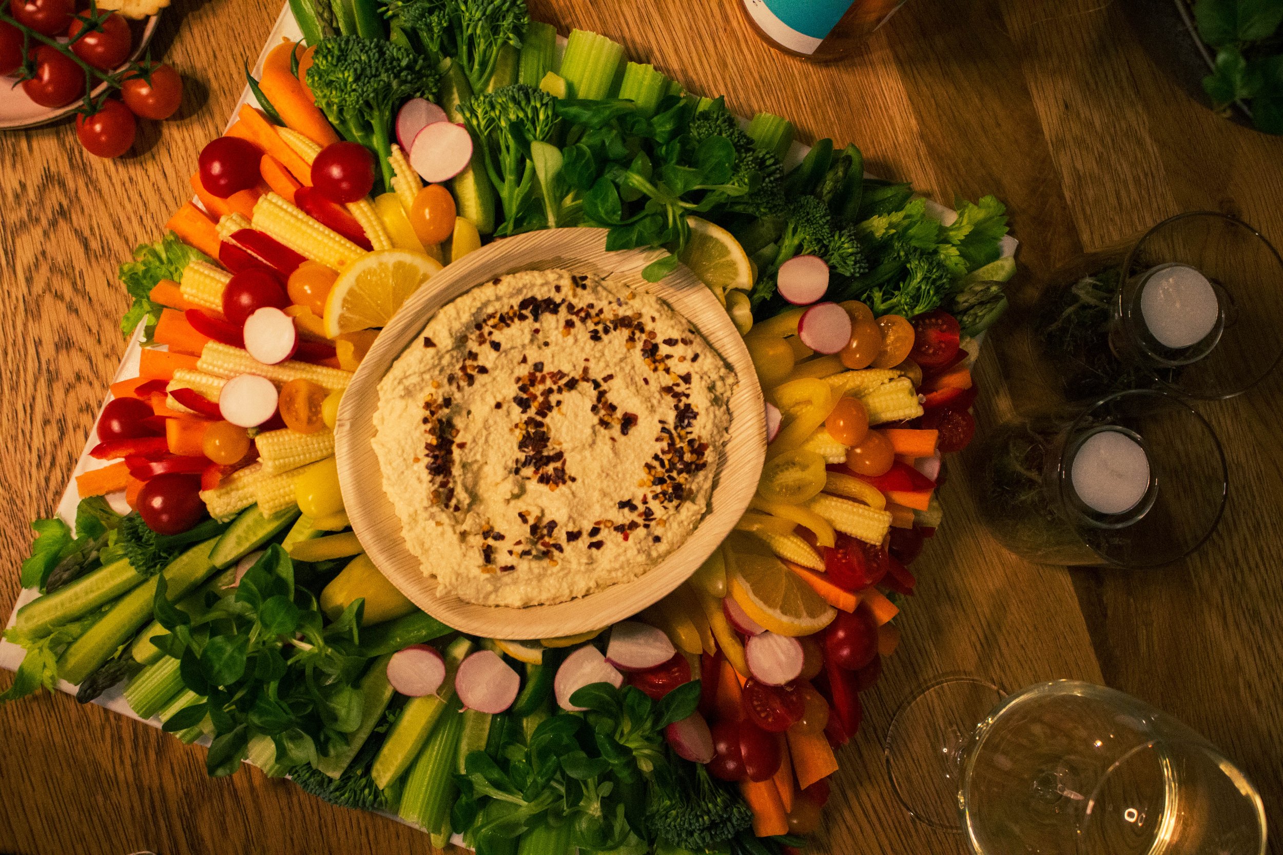 The Crudites & Dips Platter