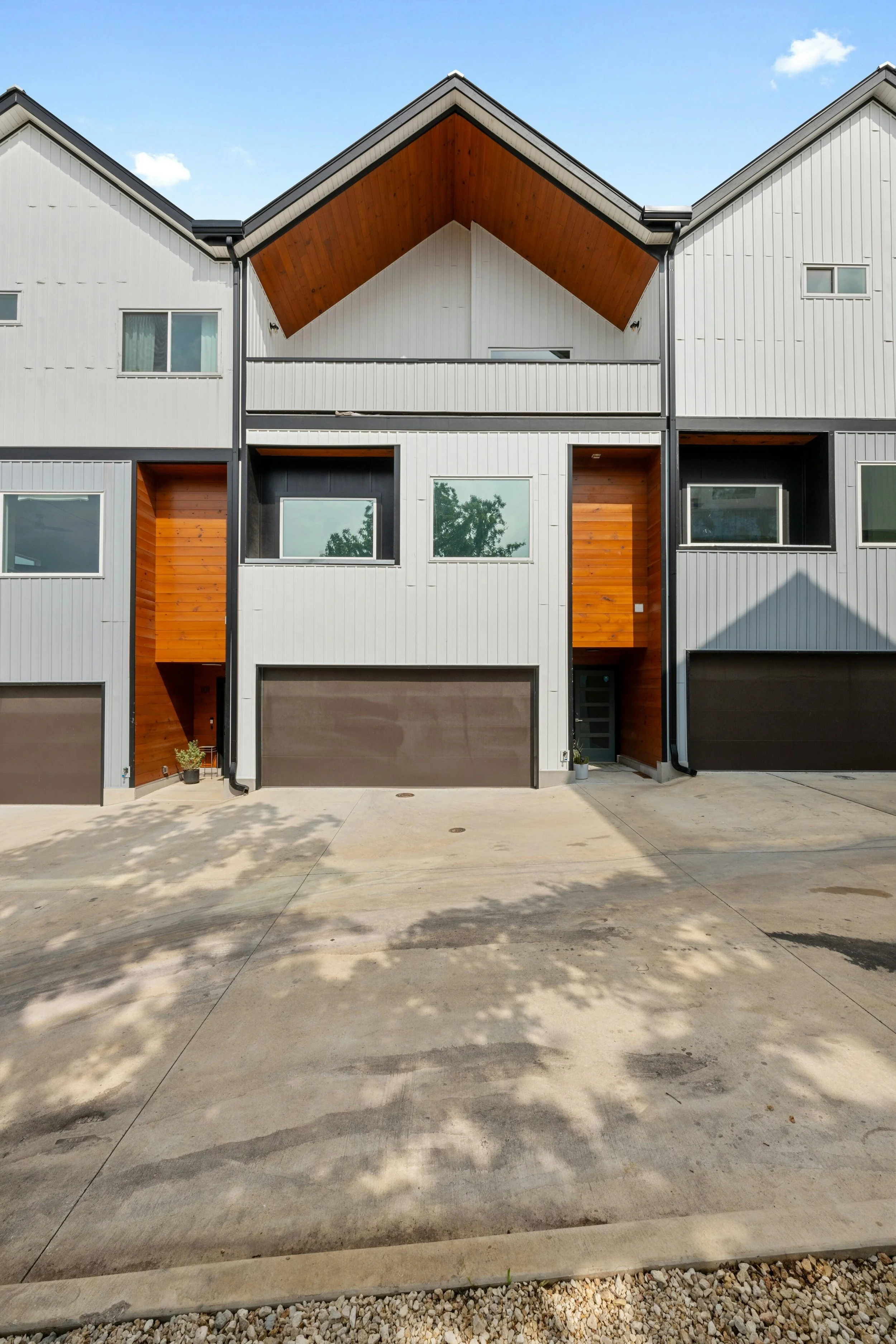 002-464228-5916 Harold Ct_13353229.jpg