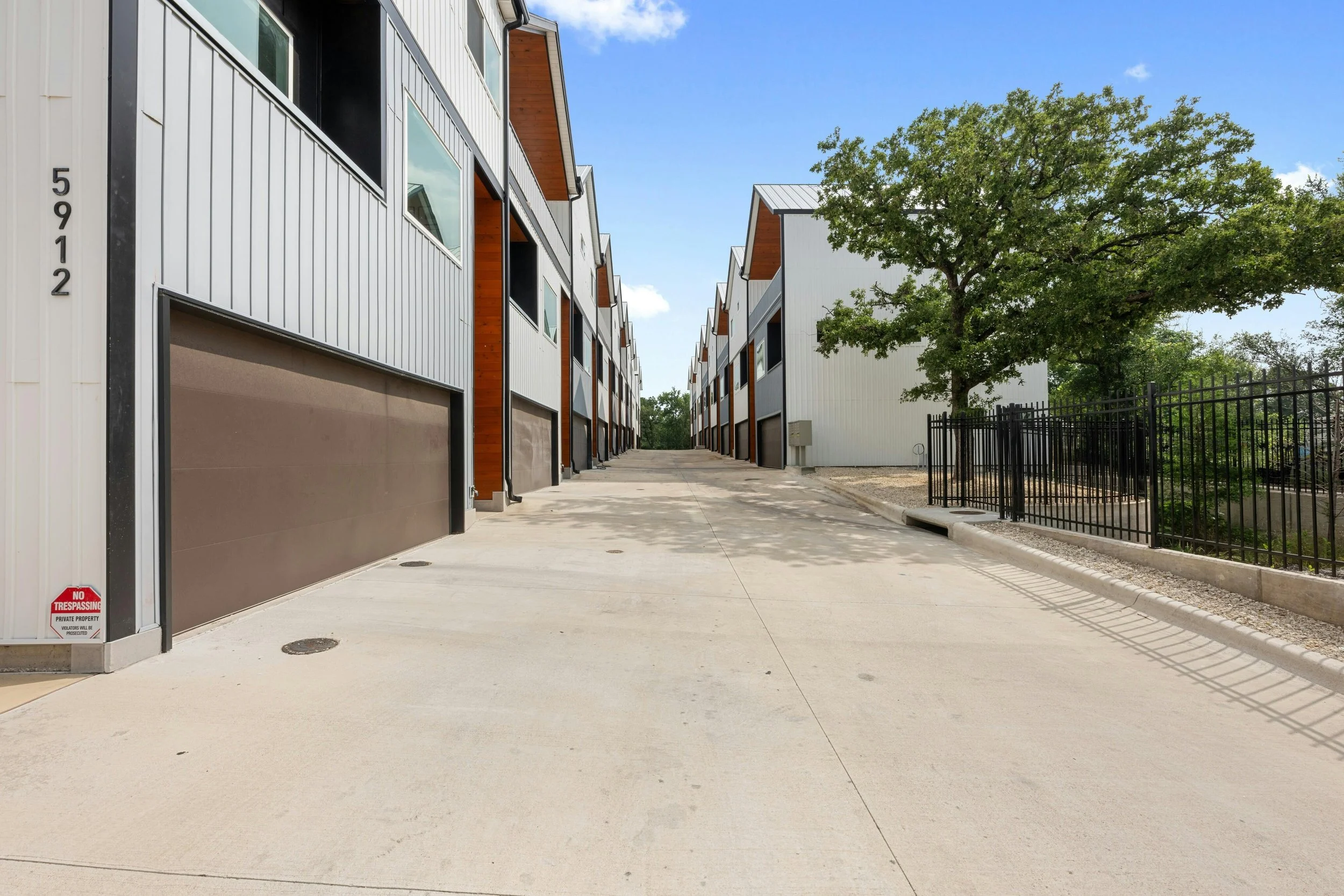 004-464228-5916 Harold Ct_13356100.jpg