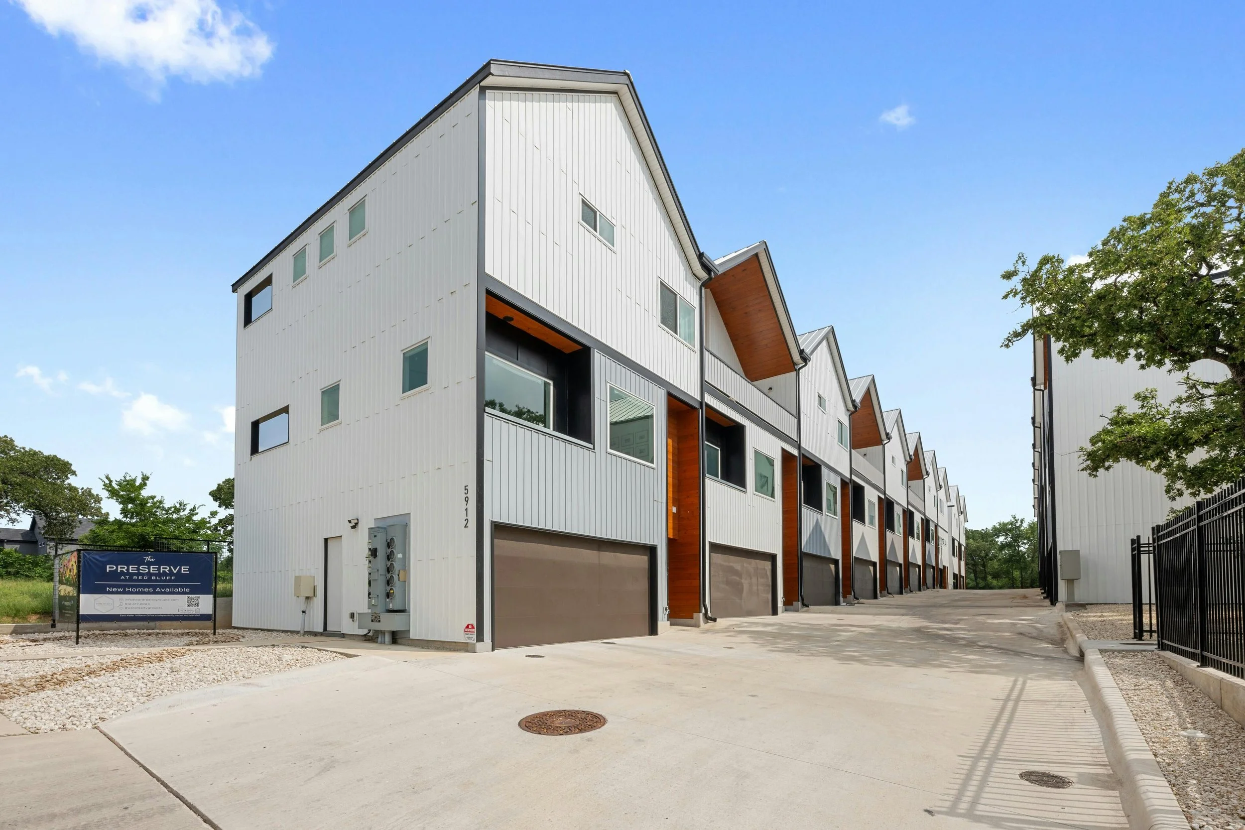 003-464228-5916 Harold Ct_13356099.jpg