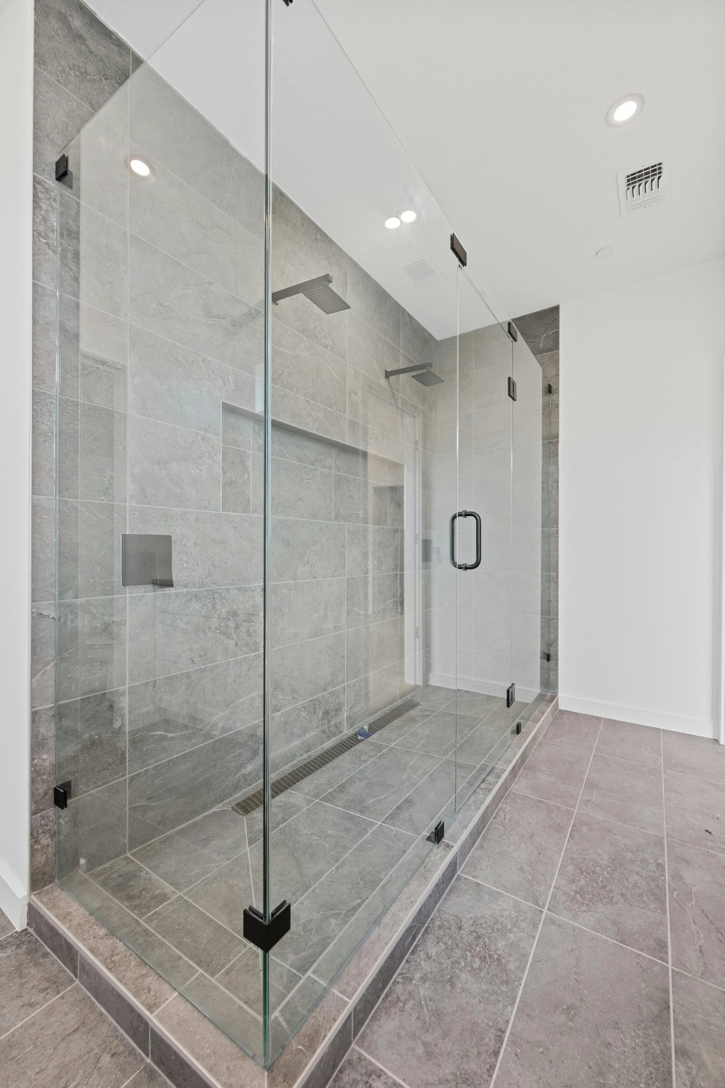 016-464228-5916 Harold Ct_13353248.jpg