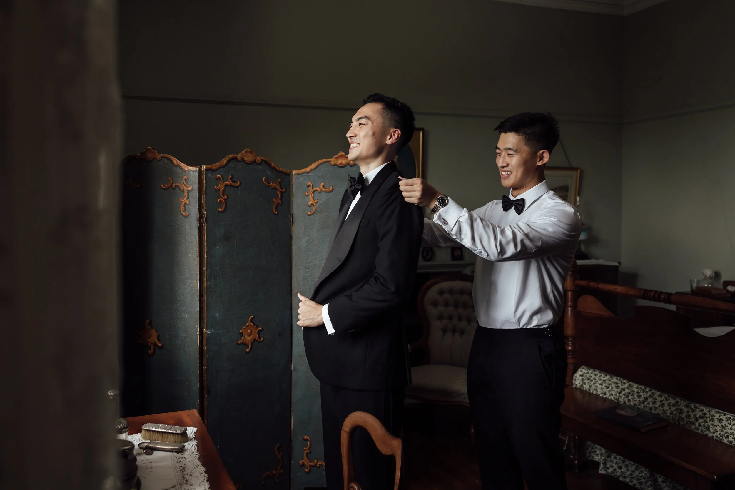 Lindesay-House-Wedding-Photography-Groomsmen-0045.jpg