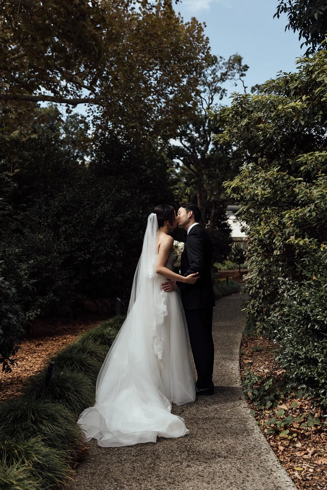 christina-daniel-royal-botanic-gardens-wedding-lion-gate-lodge-028.jpg