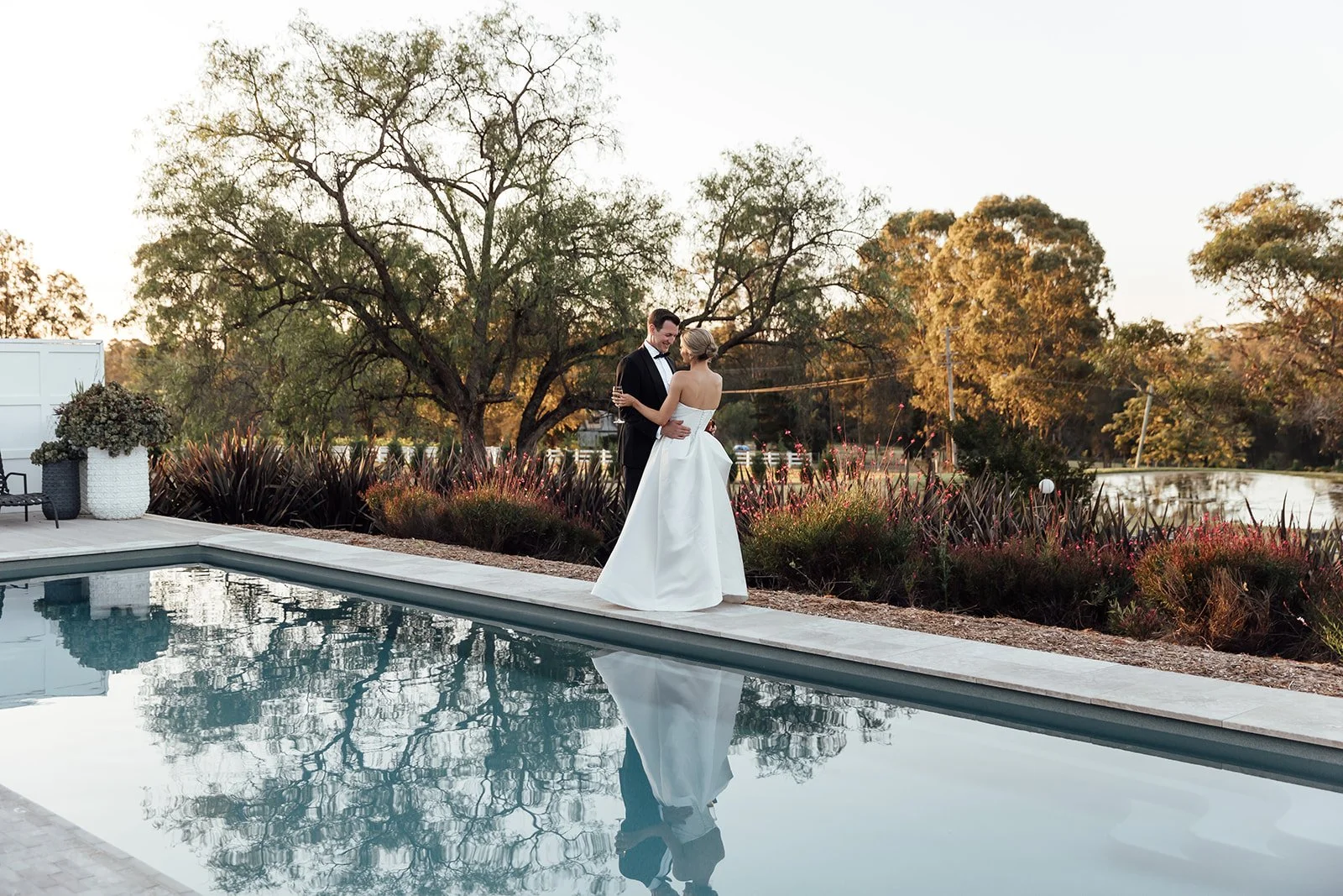 Greystone-estate-wedding-Hunter-Valley-dusk-bride-groom-portraits-Sonja_Cenic-0190.jpg