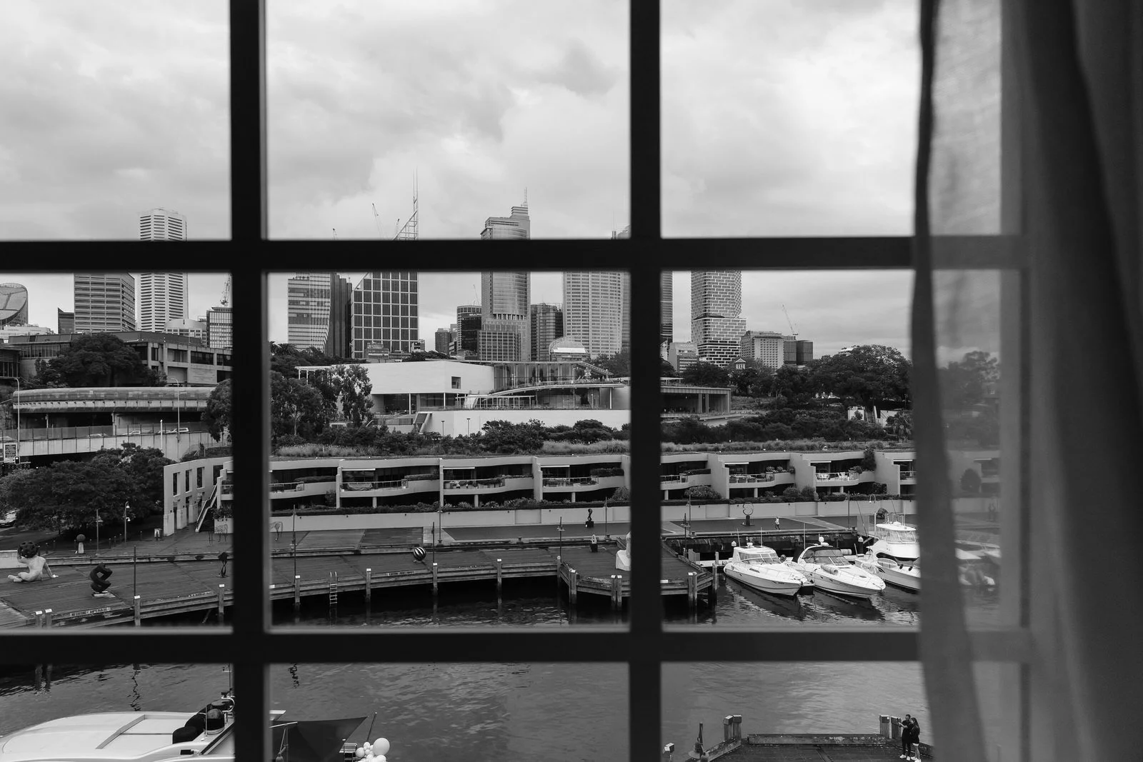 Carmen&Mitch_Ovolo_Woolloomooloo_Sydney_Wedding-0015.jpg