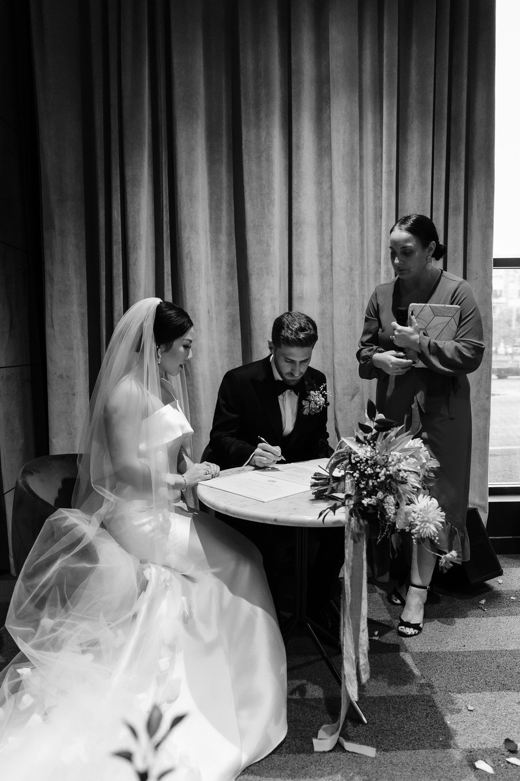 Carmen&Mitch_Ovolo_Woolloomooloo_Sydney_Wedding-0066.jpg