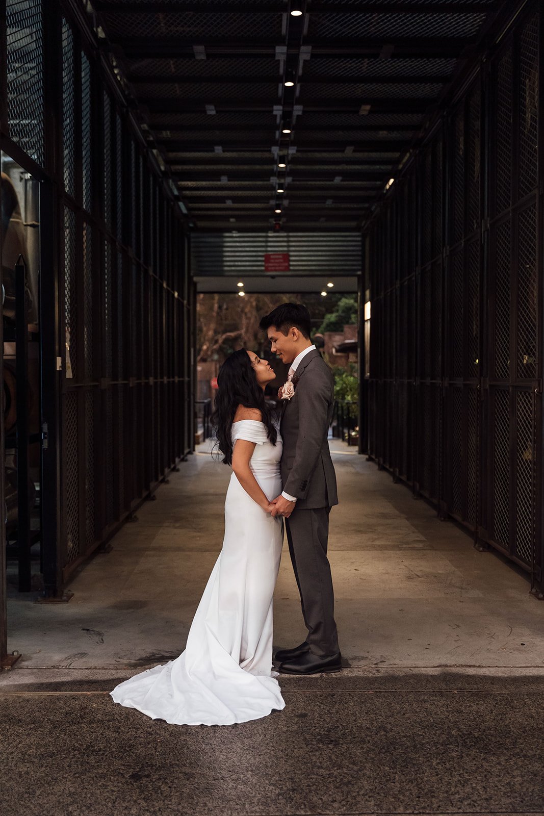 Three-Blue-Ducks-Night-Wedding-Portraits-Johanna&Jason-0045.jpg