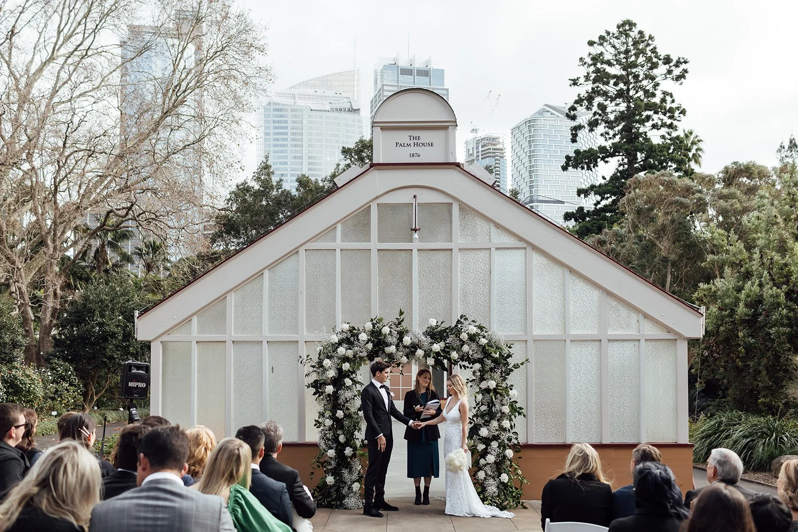 Royal-botanic-garden-sydney-wedding-ceremony-Palm-House-0008.jpg