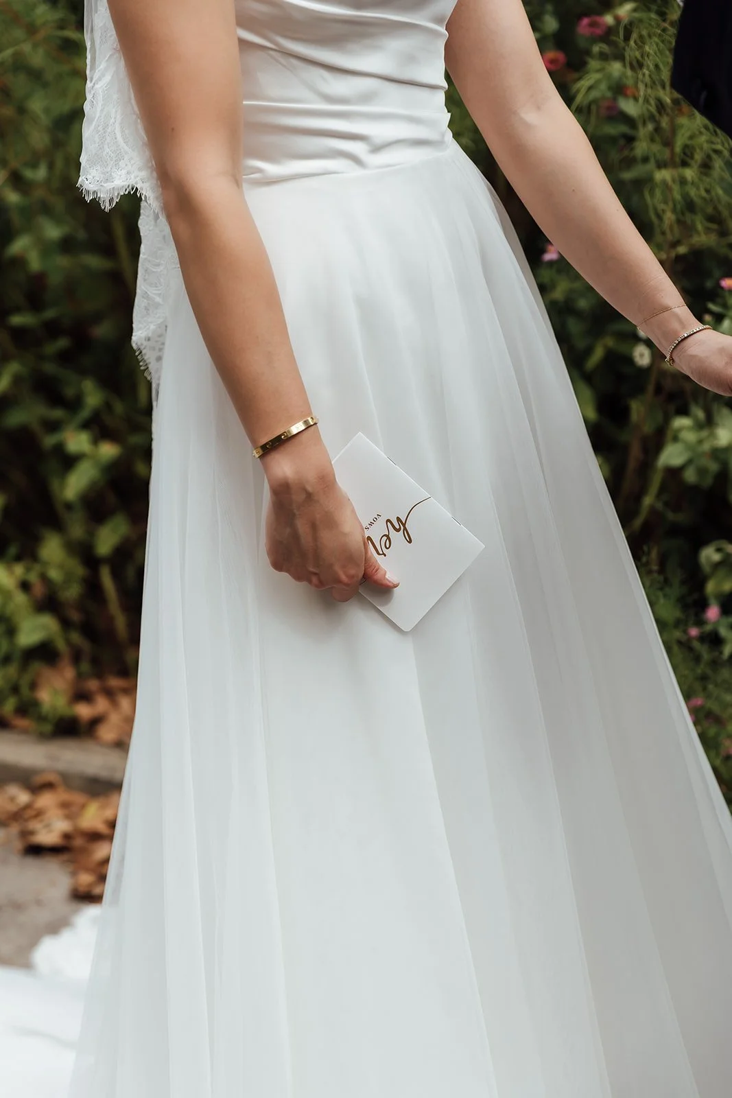 christina-daniel-first-look-royal-botanic-gardens-sydney-118.jpg