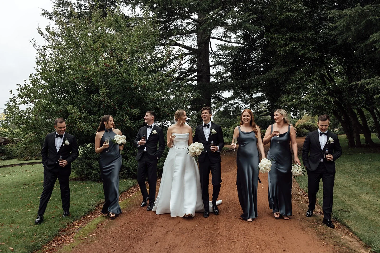Bendooley-estate-rainy-day-wedding-photos-0108.jpg