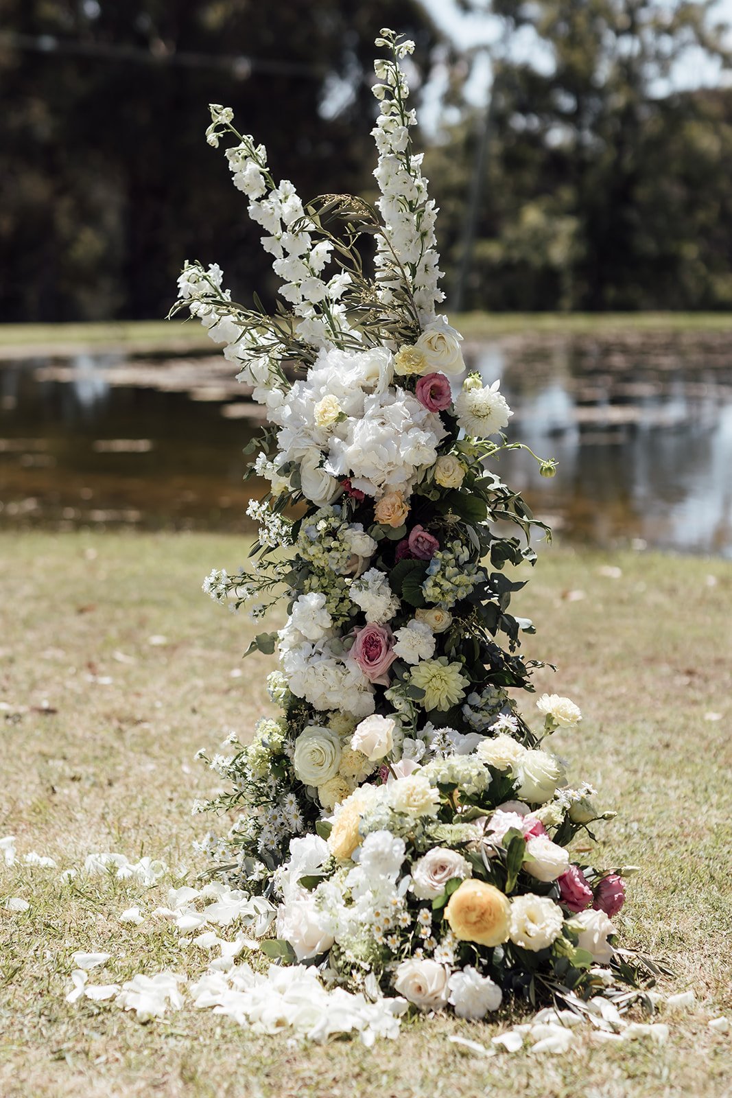 Greystone-estate-wedding-ceremony-Sonja_Cenic-0002.jpg