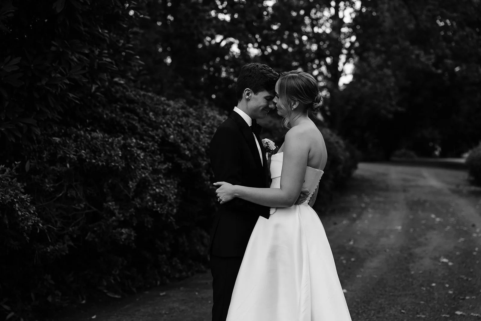 Bendooley-estate-rainy-day-wedding-photos-0156.jpg