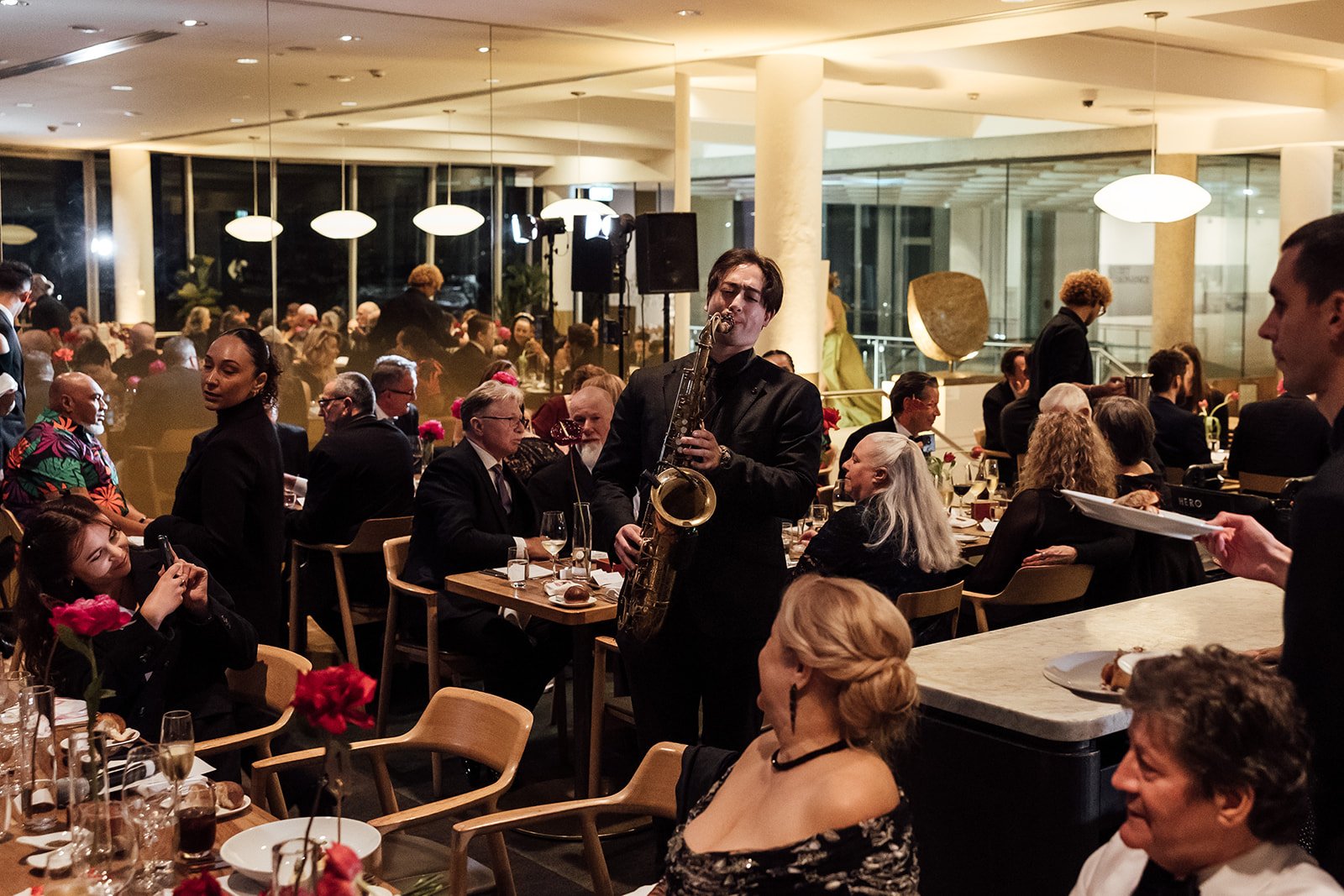 Art-gallery-nsw-wedding-photographer-reception-0015.jpg