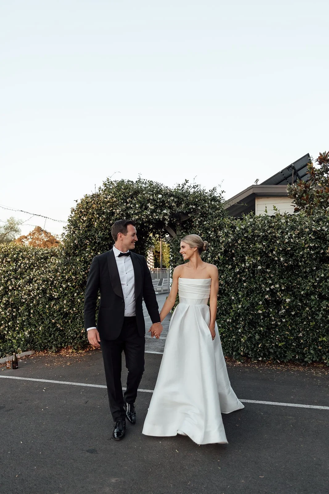 Greystone-estate-wedding-Hunter-Valley-dusk-bride-groom-portraits-Sonja_Cenic-0203.jpg