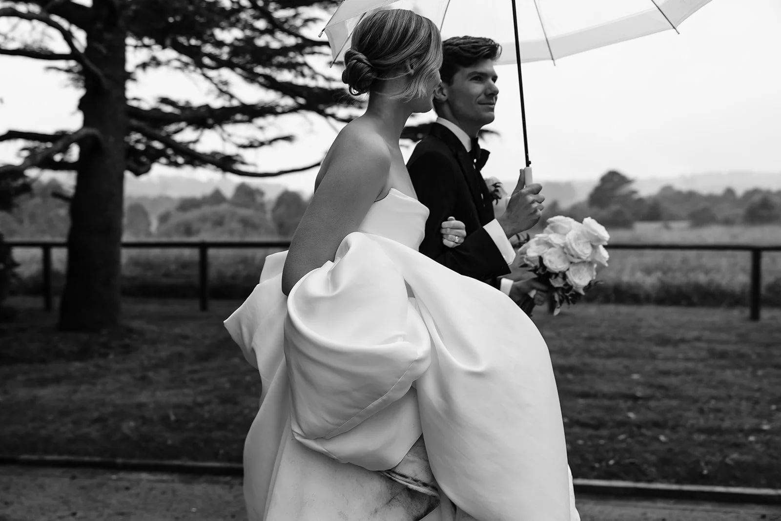 Bendooley-estate-rainy-day-wedding-photos-0162.jpg