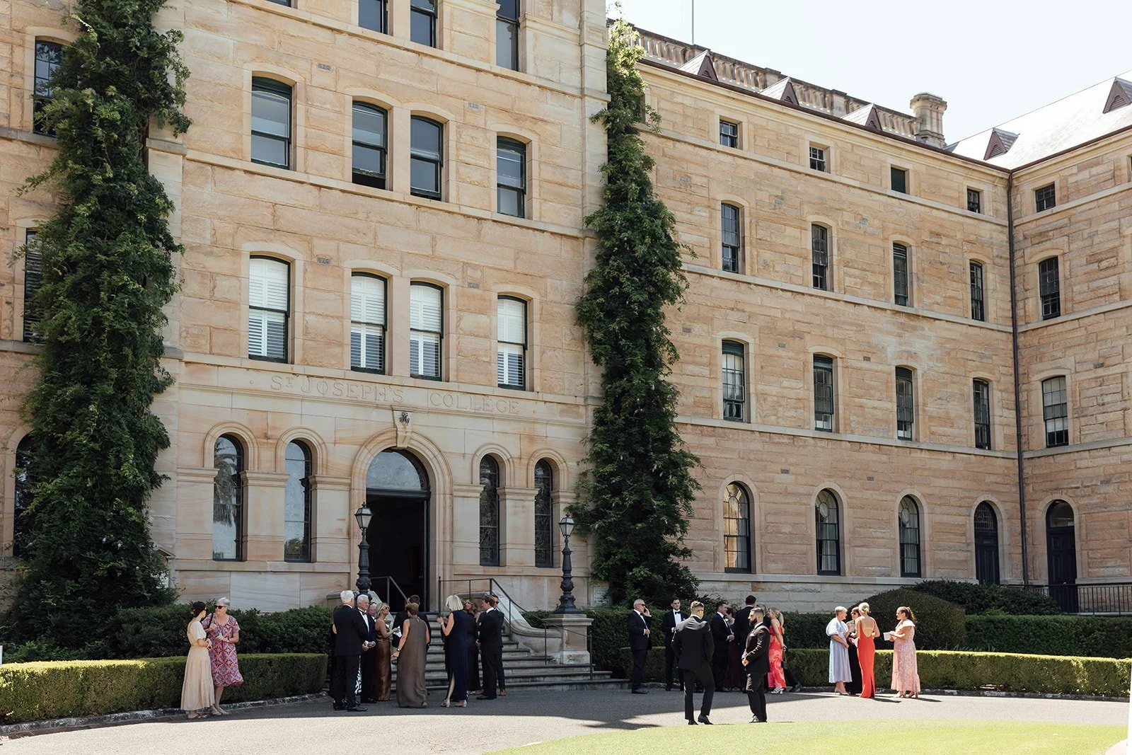 Museum-of-Contemporary-Art-MCA-Circular-Quay-Sydney-Wedding-025.jpg