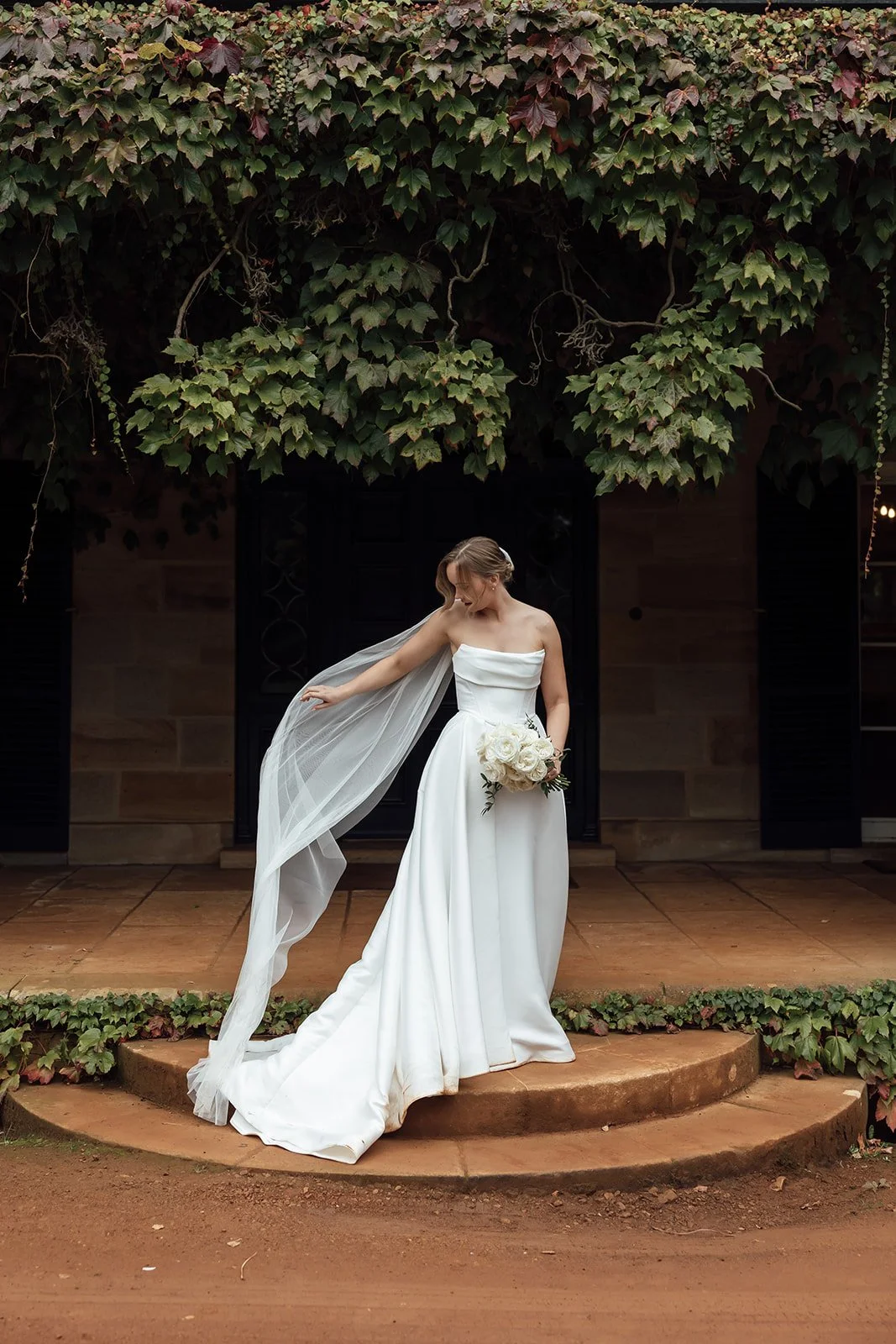 Bendooley-estate-rainy-day-wedding-photos-0133.jpg