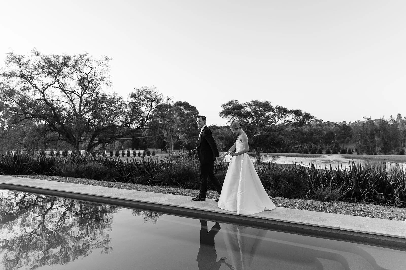Greystone-estate-wedding-Hunter-Valley-dusk-bride-groom-portraits-Sonja_Cenic-0196.jpg