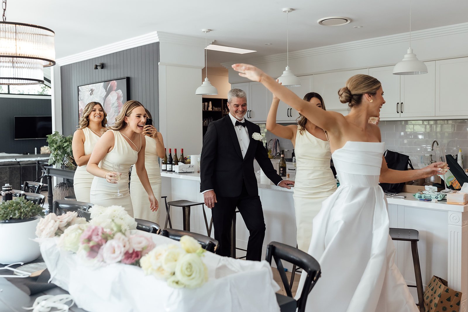 Greystone-estate-bride-getting-ready-Sonja_Cenic-0093.jpg