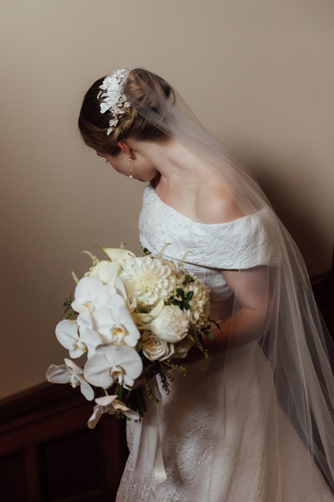 Royal-Sydney-Golf-Club-Wedding-Photos-Indoor-Portraits-0060.jpg