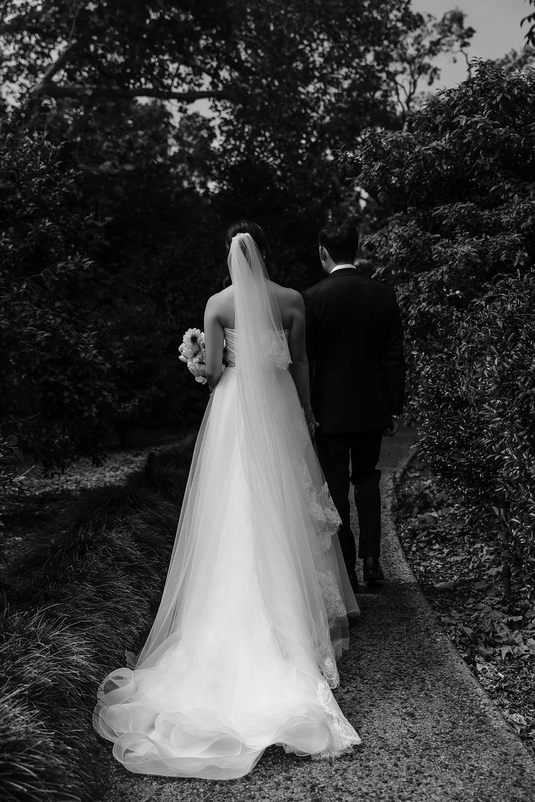 christina-daniel-royal-botanic-gardens-wedding-lion-gate-lodge-027.jpg