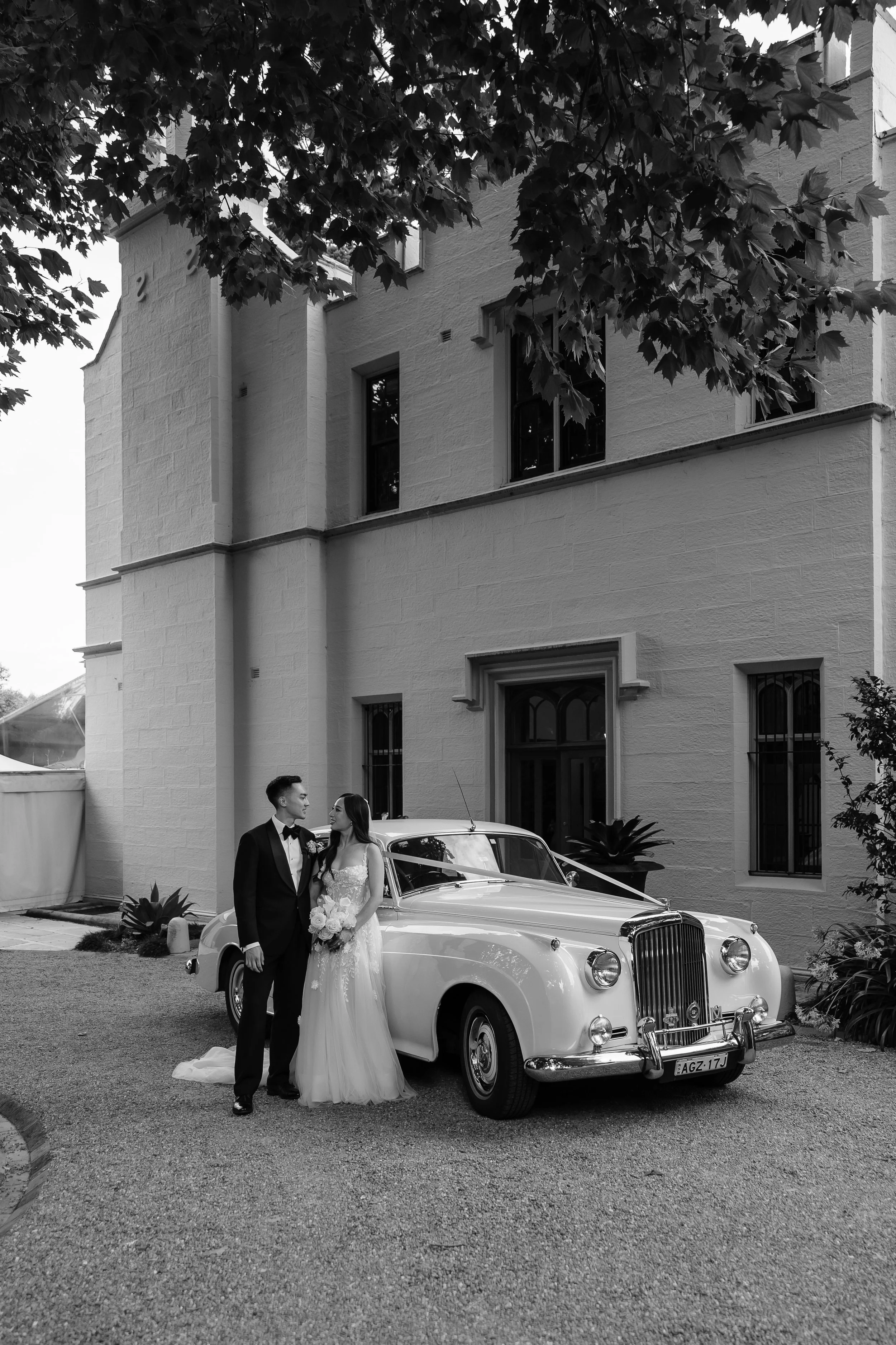 Lindesay-House-Wedding-Photography-Bride-Groom-Portraits-0158.jpg