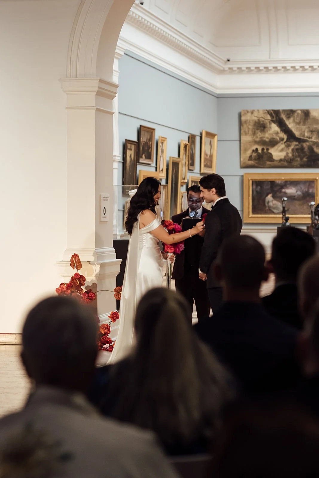 Art-gallery-nsw-wedding-photographer-ceremony-Grand-Courts-0138.jpg