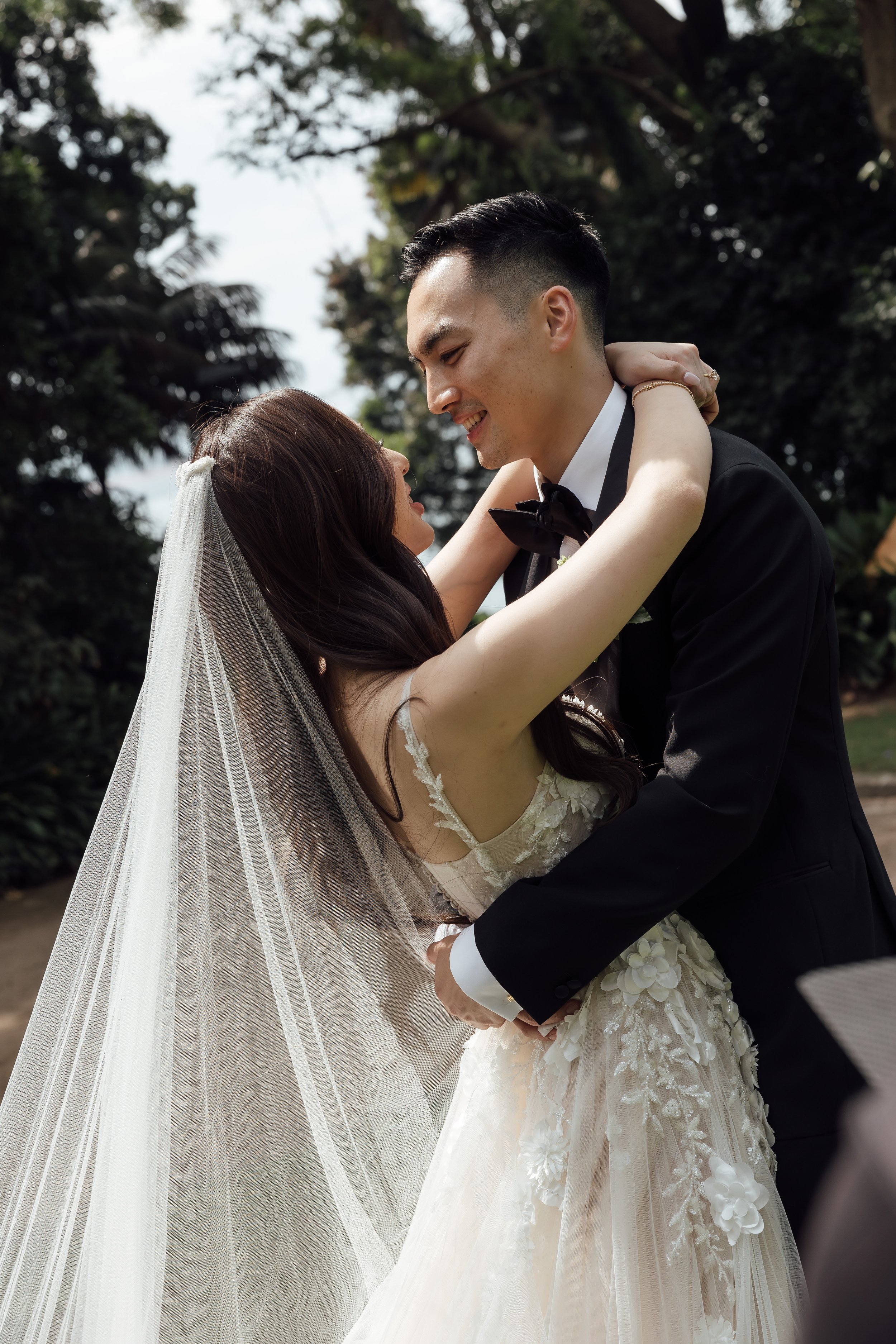 Jessica & Raymond   Lindesay House & The Grounds of Eveleigh