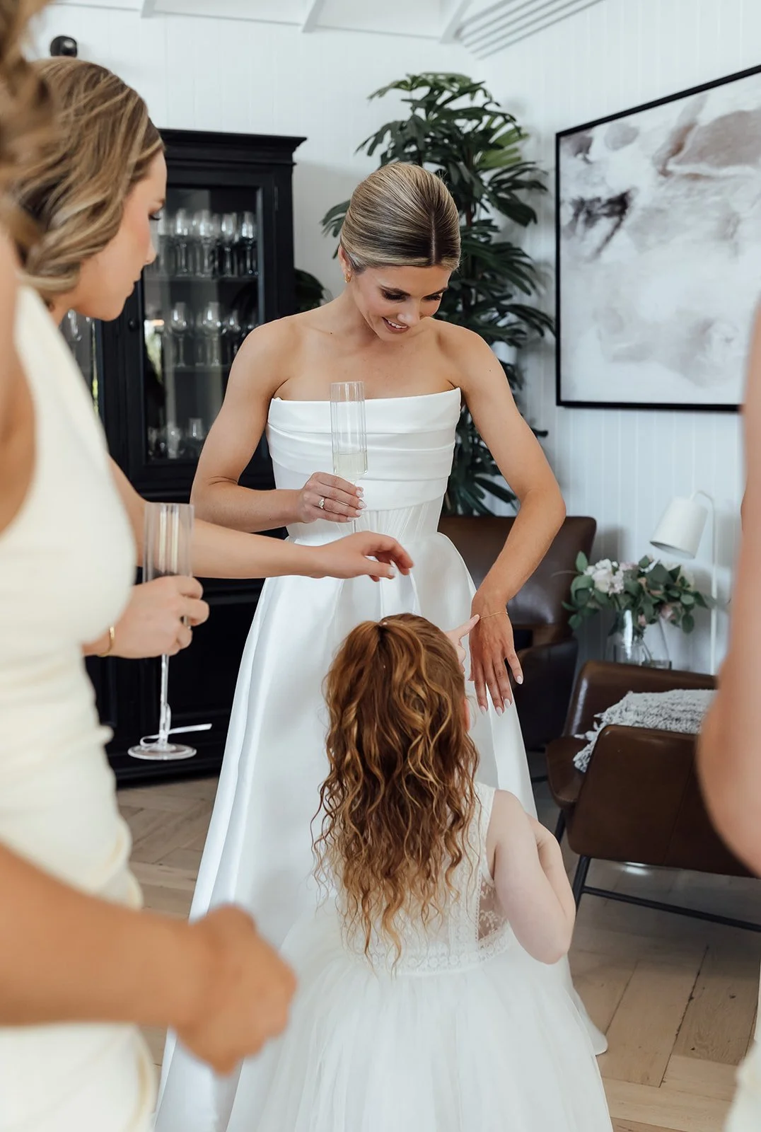 Greystone-estate-bride-getting-ready-Sonja_Cenic-0097.jpg