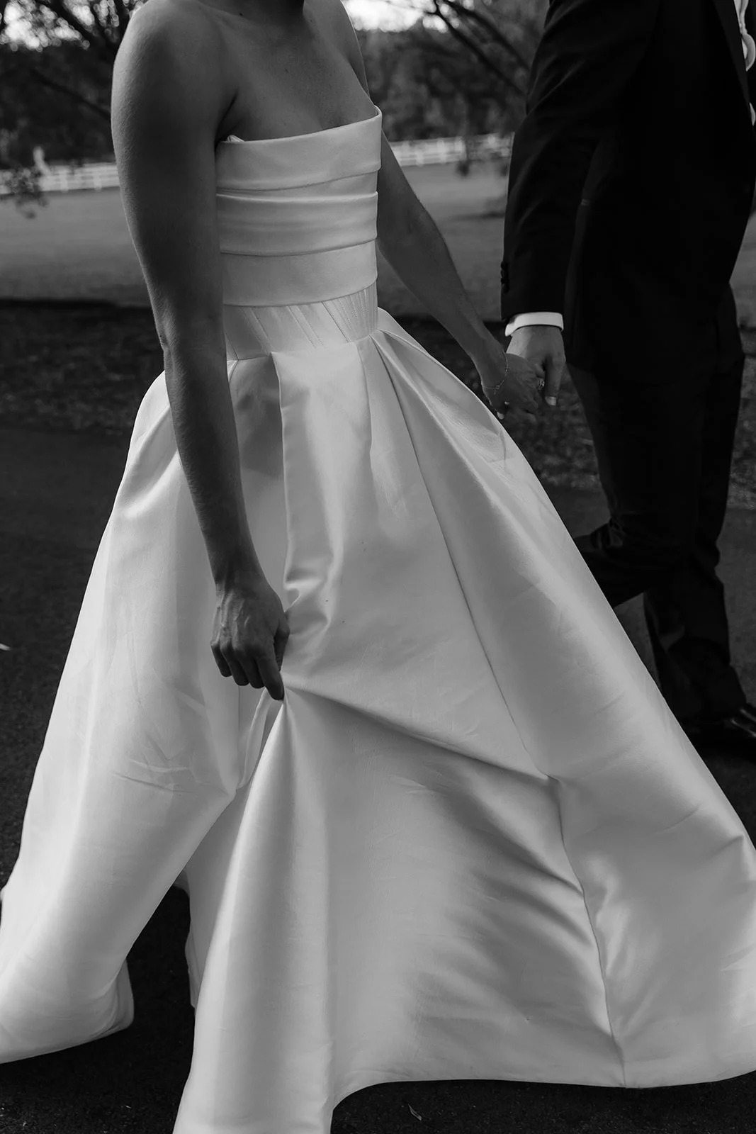 Greystone-estate-wedding-Hunter-Valley-dusk-bride-groom-portraits-Sonja_Cenic-0212.jpg