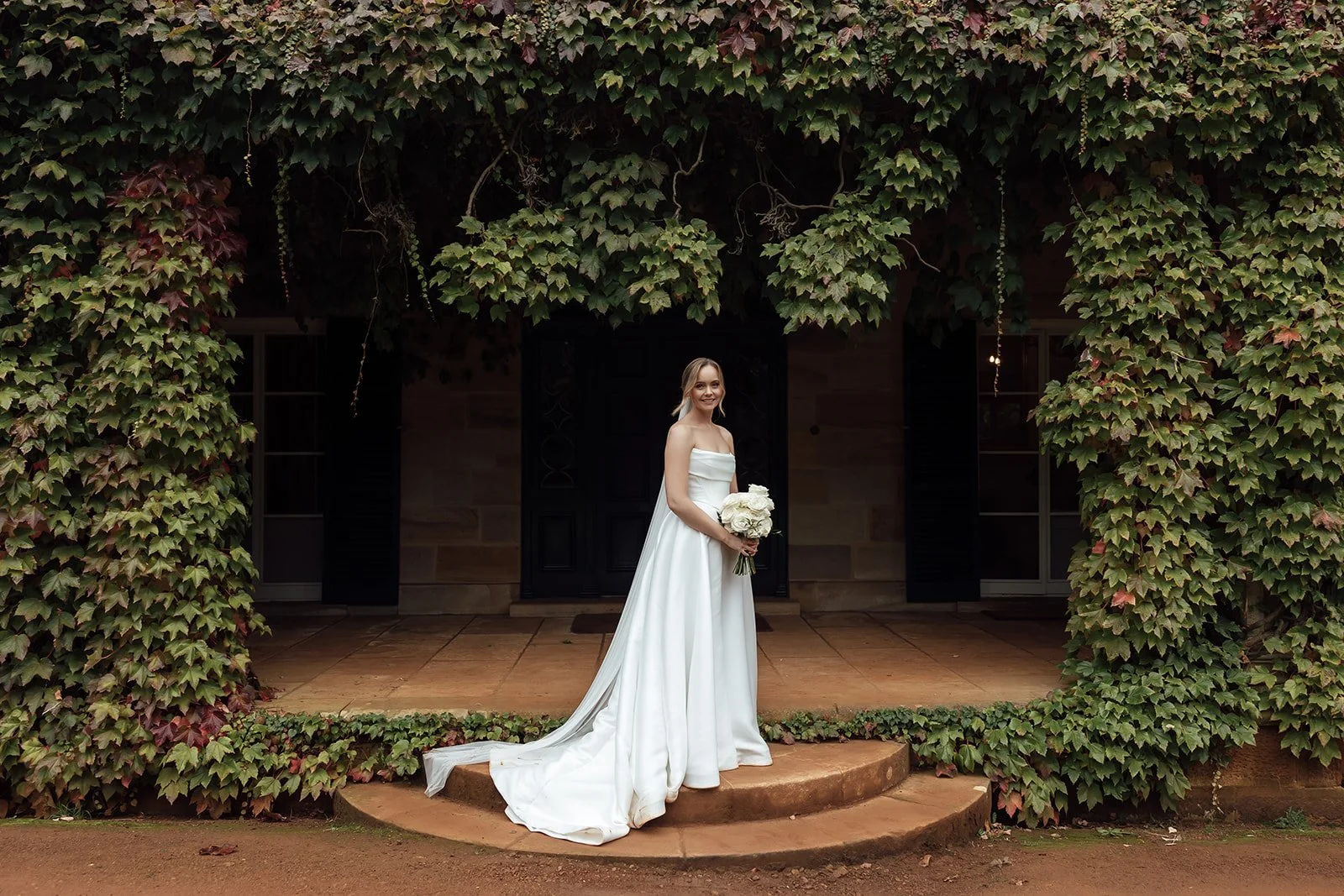 Bendooley-estate-rainy-day-wedding-photos-0137.jpg