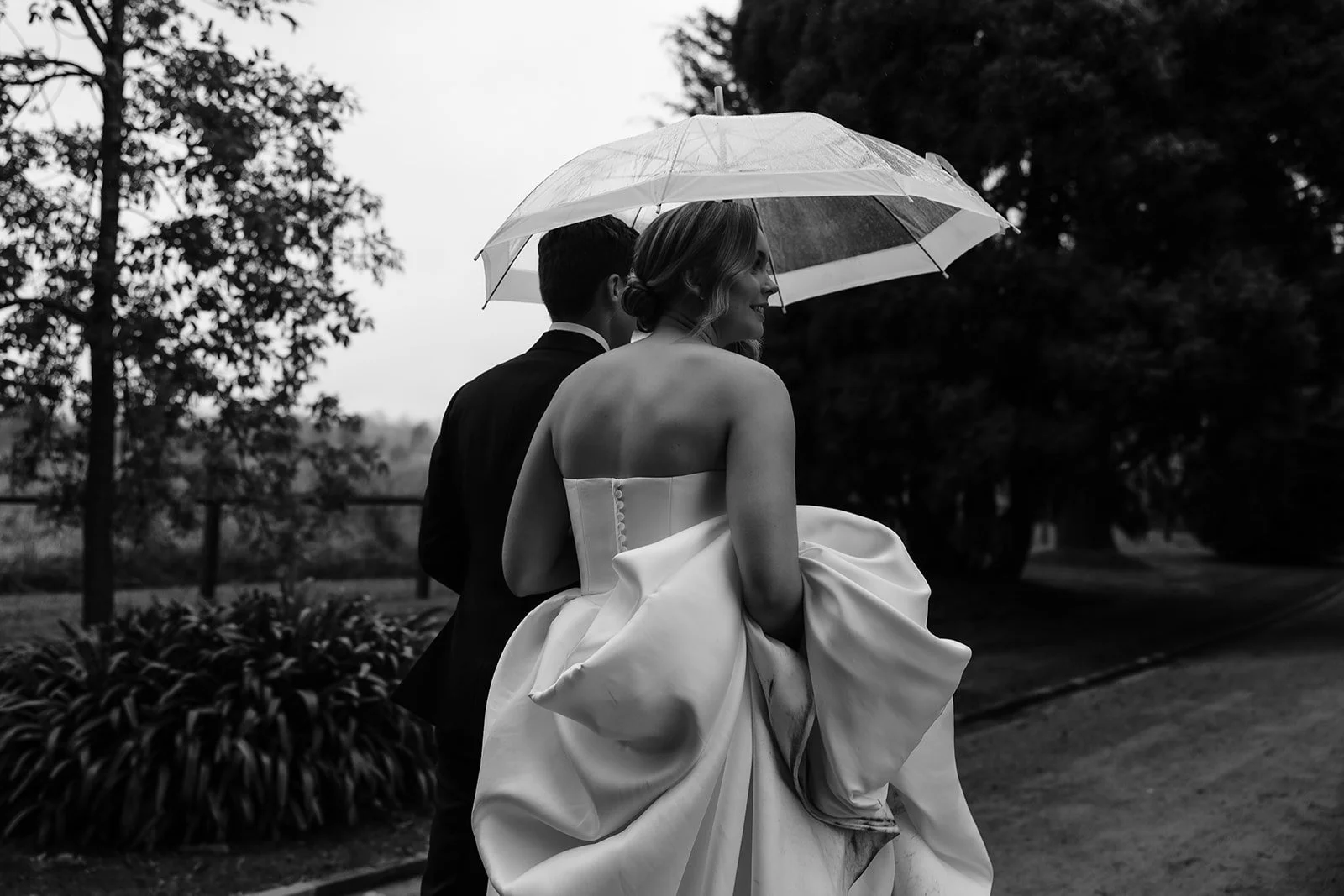 Bendooley-estate-rainy-day-wedding-photos-0164.jpg