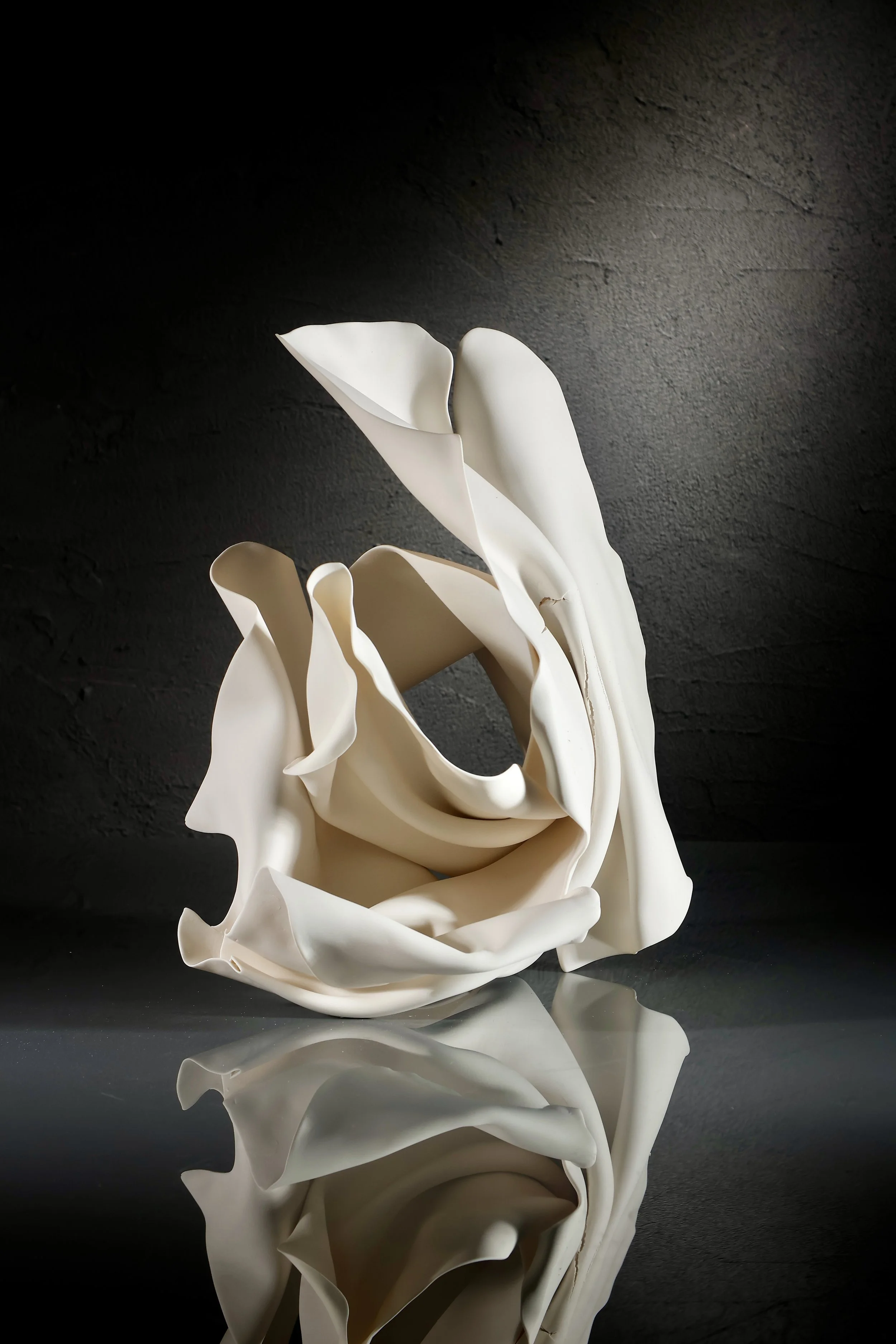 Soul Collection - "Within" Artistic Free Forming, Slab Technique, Ming Porcelain, Electric Firing, 1250°C, 33x28x40 cm_2.jpg