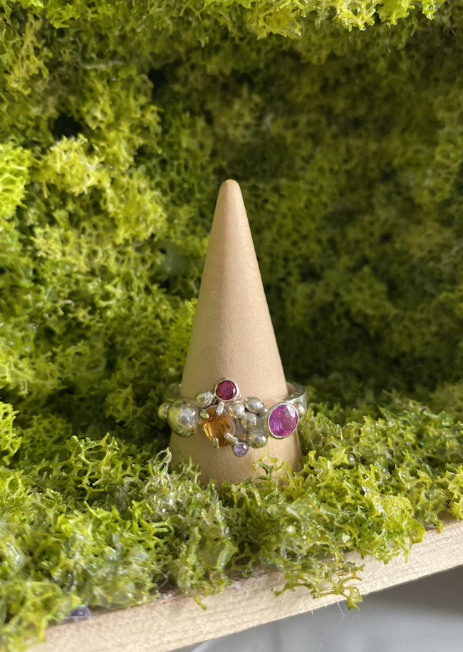 Misty ring