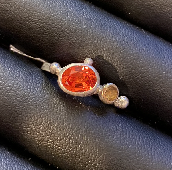 Felicia ring