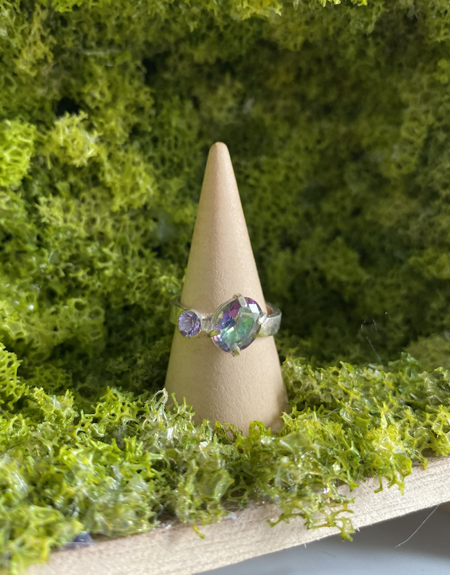 Gwen ring